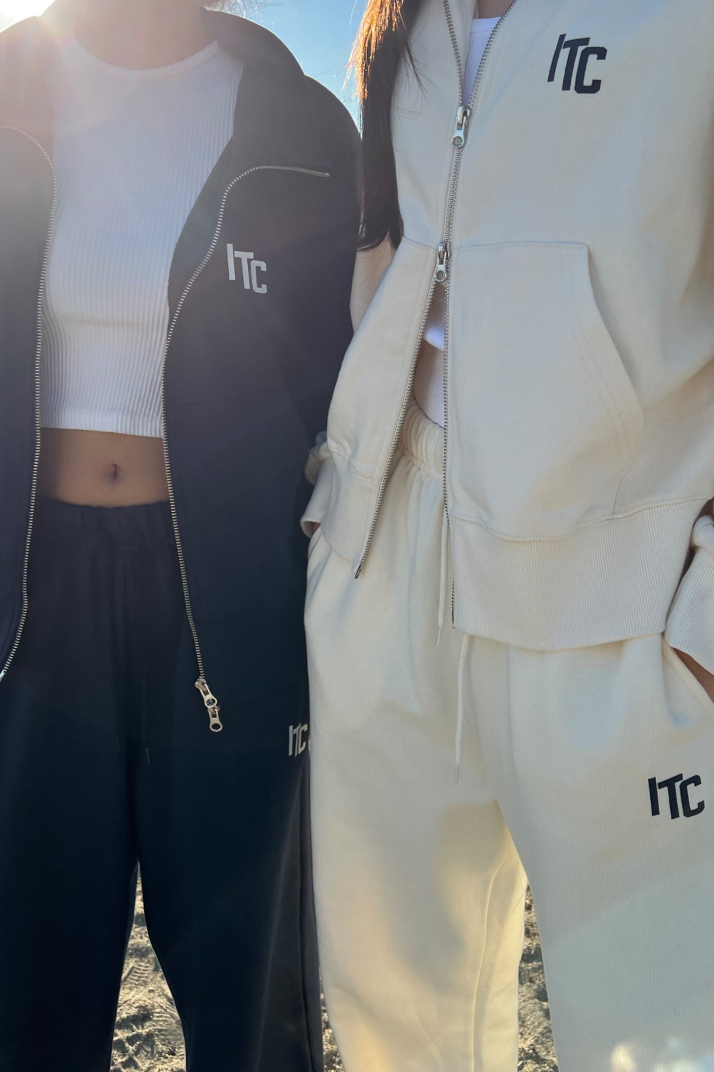ITC Double Zip-up Navy