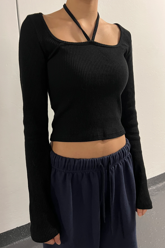 Black Tie Long Sleeve